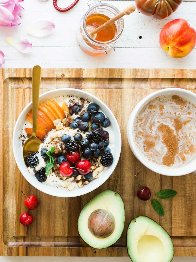 10 Breakfast Ideas for a Happy & Healthy Morning
